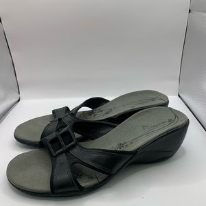 Merrell Dewberry Wedge Slide Sandals Black Leather Womens Size 10